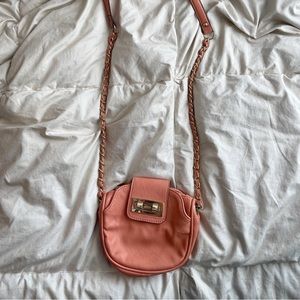 Victor Alfaro Coral Crossbody